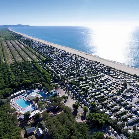 Domaine Residentiel De Plein Air Le Castellas Kamp alanı 4*